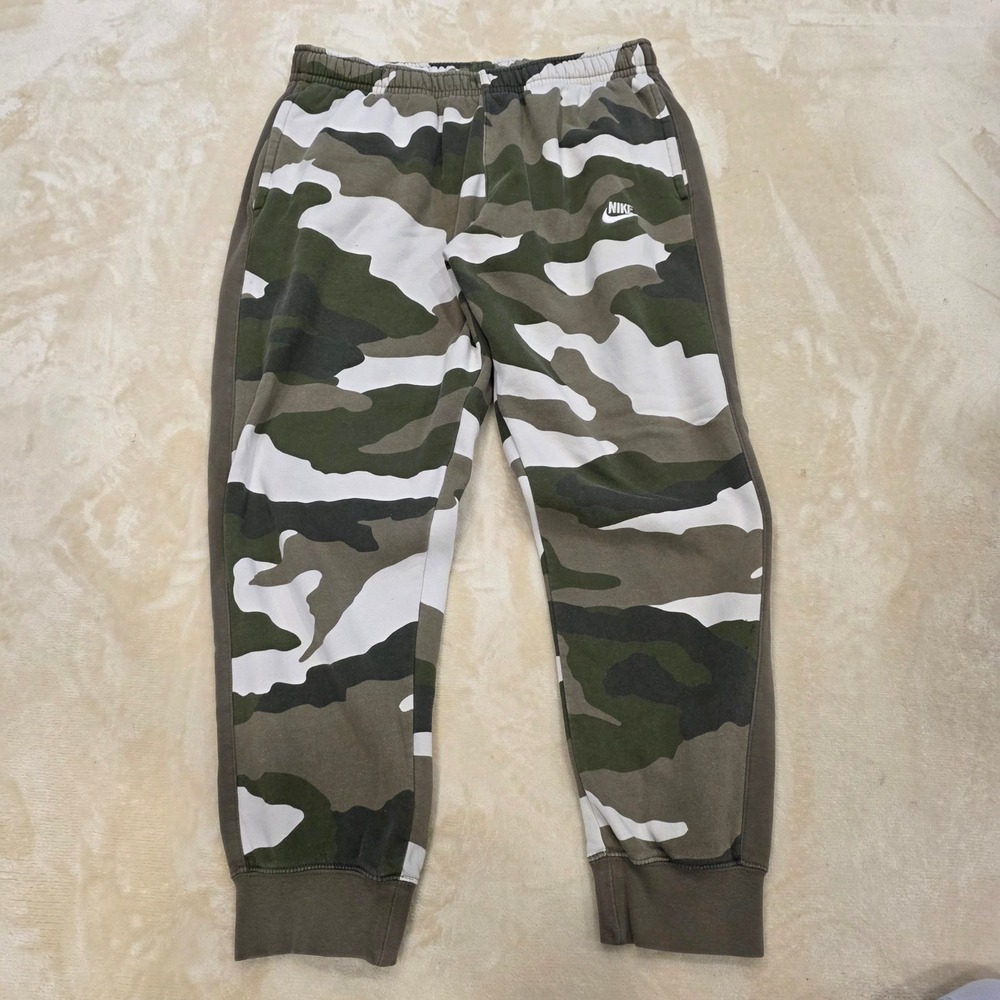 Nike Men's Camo Jogger Pants - Olive/White